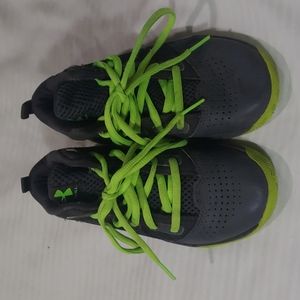 Boys Under Armour basketball shoes